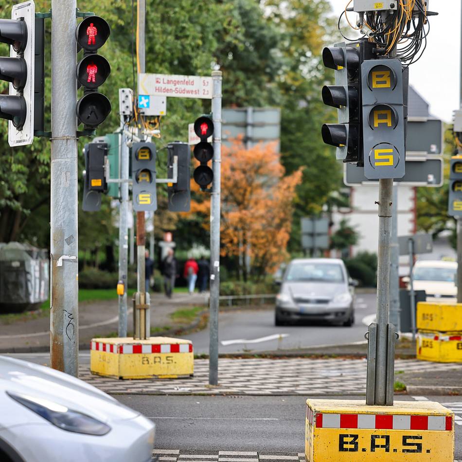 Sperrung der Autobahn 59 ab Mittwoch: Darum stehen jetzt in Hilden Bedarfsampeln