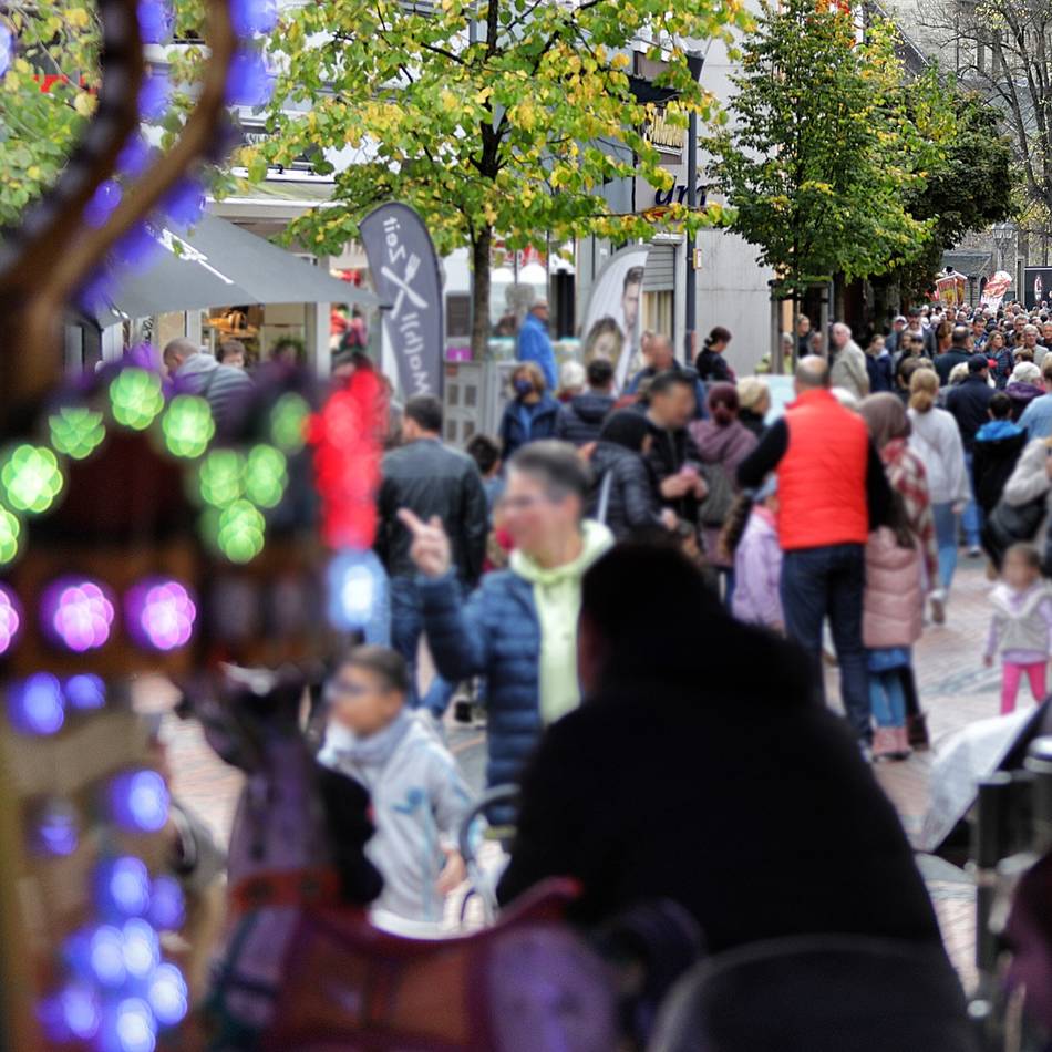 Aktionen in der Innenstadt von Hilden: Itterfest, Trödelmarkt und verkaufsoffener Sonntag