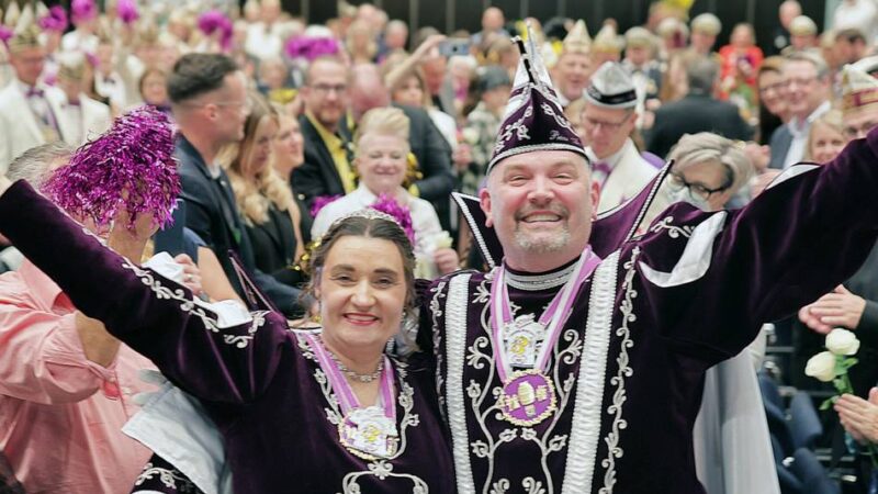 Karneval in Hilden: Prinzenpaare werden in der Stadthalle gekürt