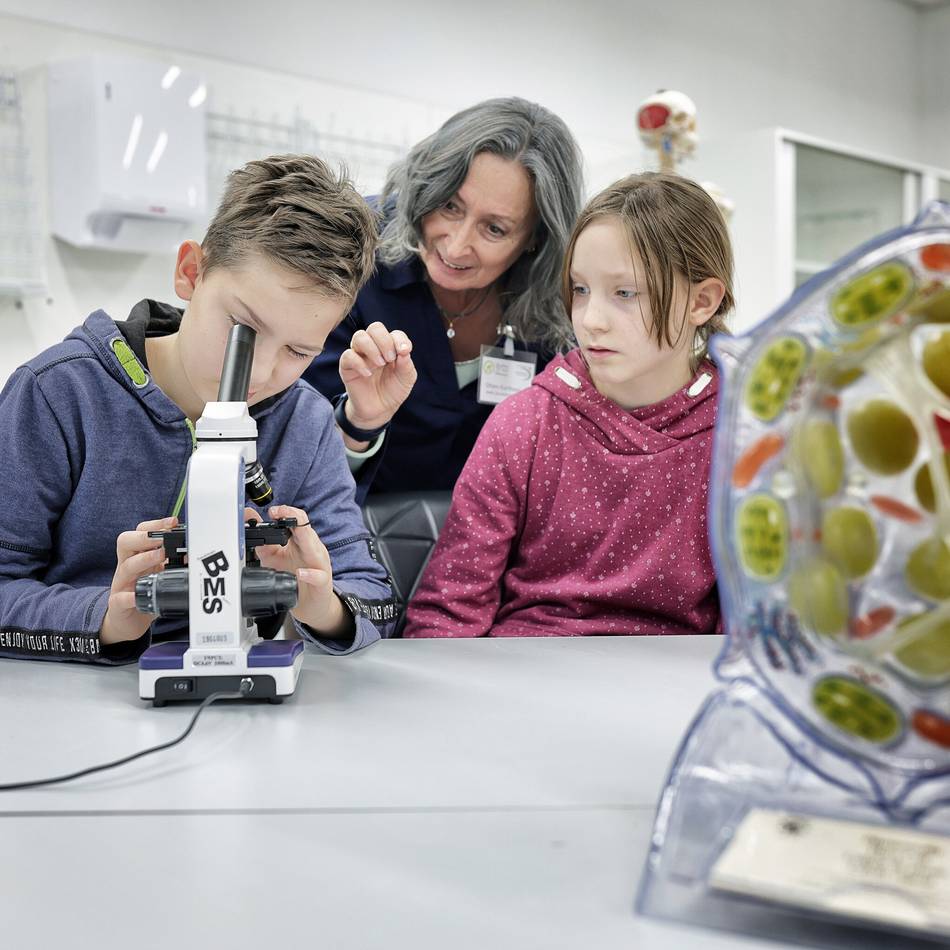 Kommunen freuen sich über Gelder aus NRW-Plan: 31,4 Millionen Euro für Infrastruktur in Hilden und Haan