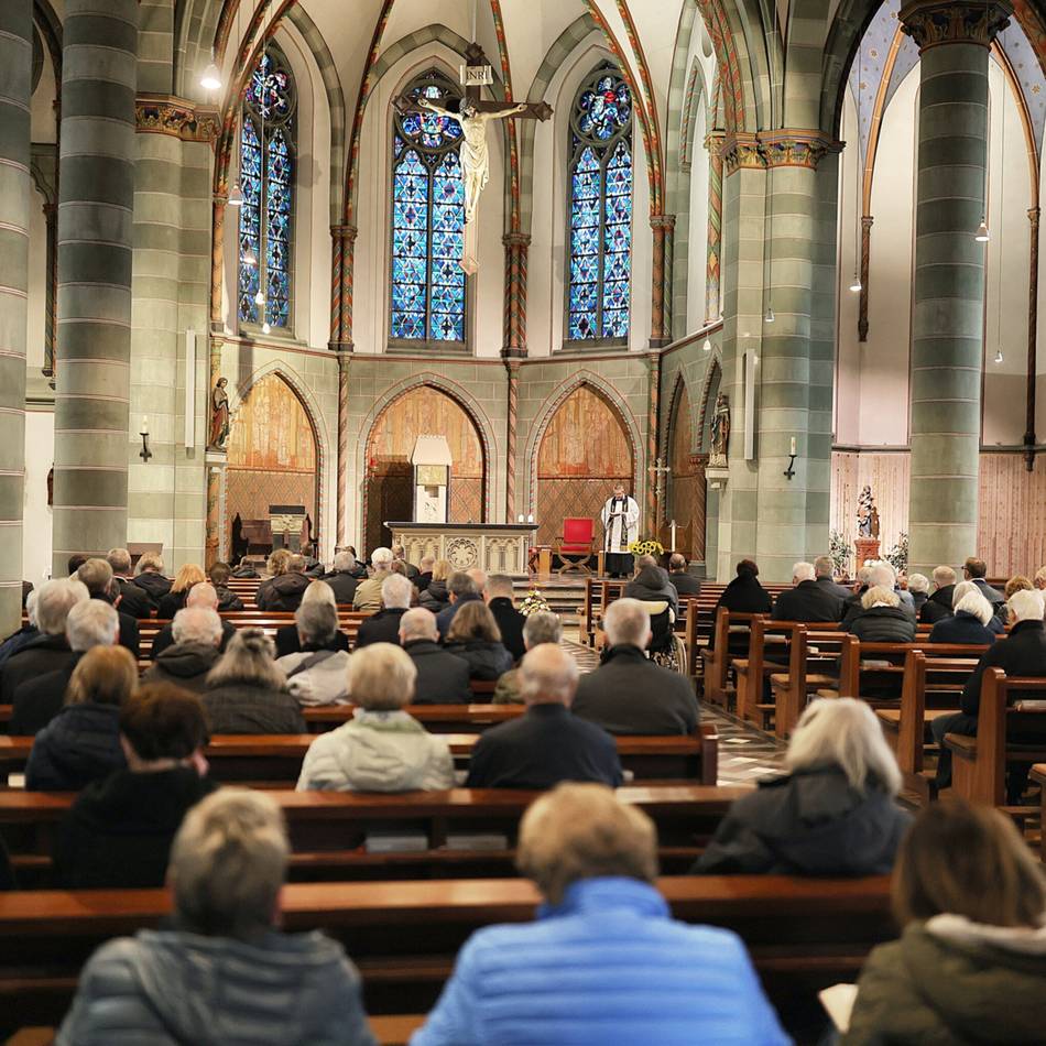 Abschied von Thomas Dinkelmann in der Pfarrkirche St. Lambertus: Trauerfeier und ein sehr persönlicher Nachruf