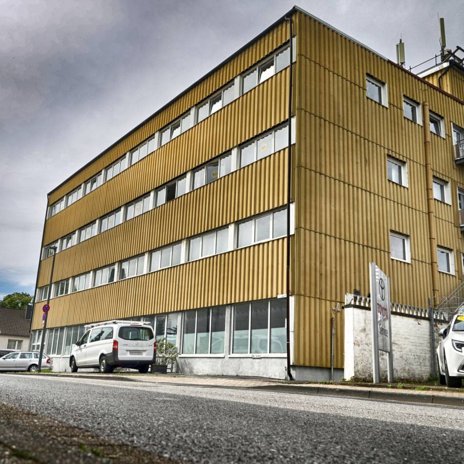 Diakonie und Stadt haben einen Mietvertrag unterschrieben: Die Tafel zieht um an die Oetzbachstraße