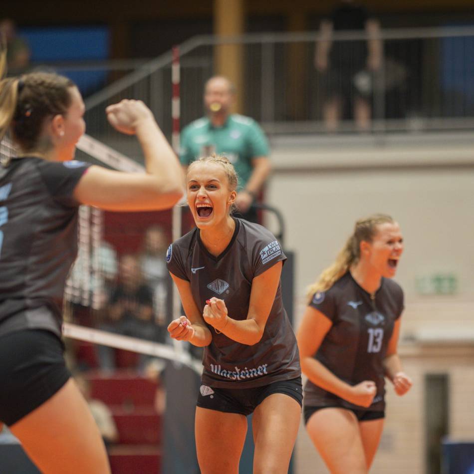 Zweiter Sieg in Serie: Eintracht Spontent siegt im Fünf-Satz-Krimi in Stralsund