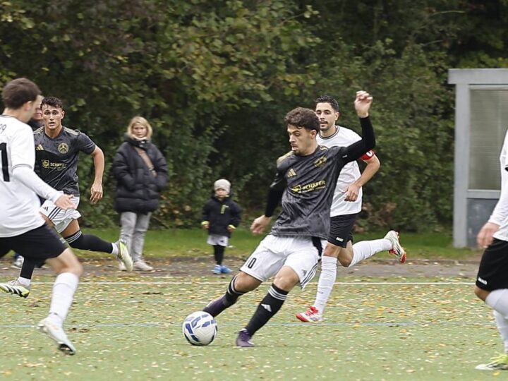Fußball-Bezirksliga Grevenbroich/Neuss im Fokus: Grevenbroich-Süd dreht gegen den DSC einen 0:2-Rückstand