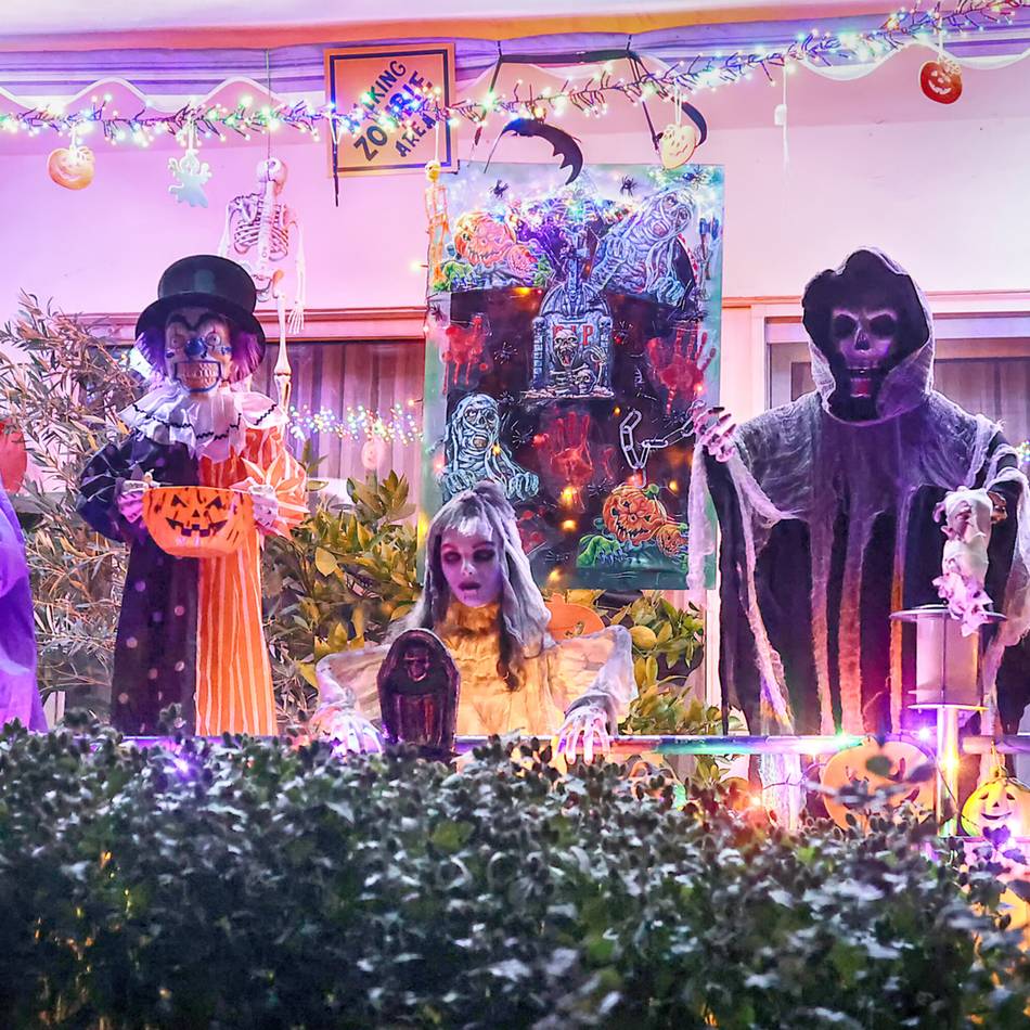 Grusel an Halloween: Hildener macht seinen Balkon zur Geisterbahn