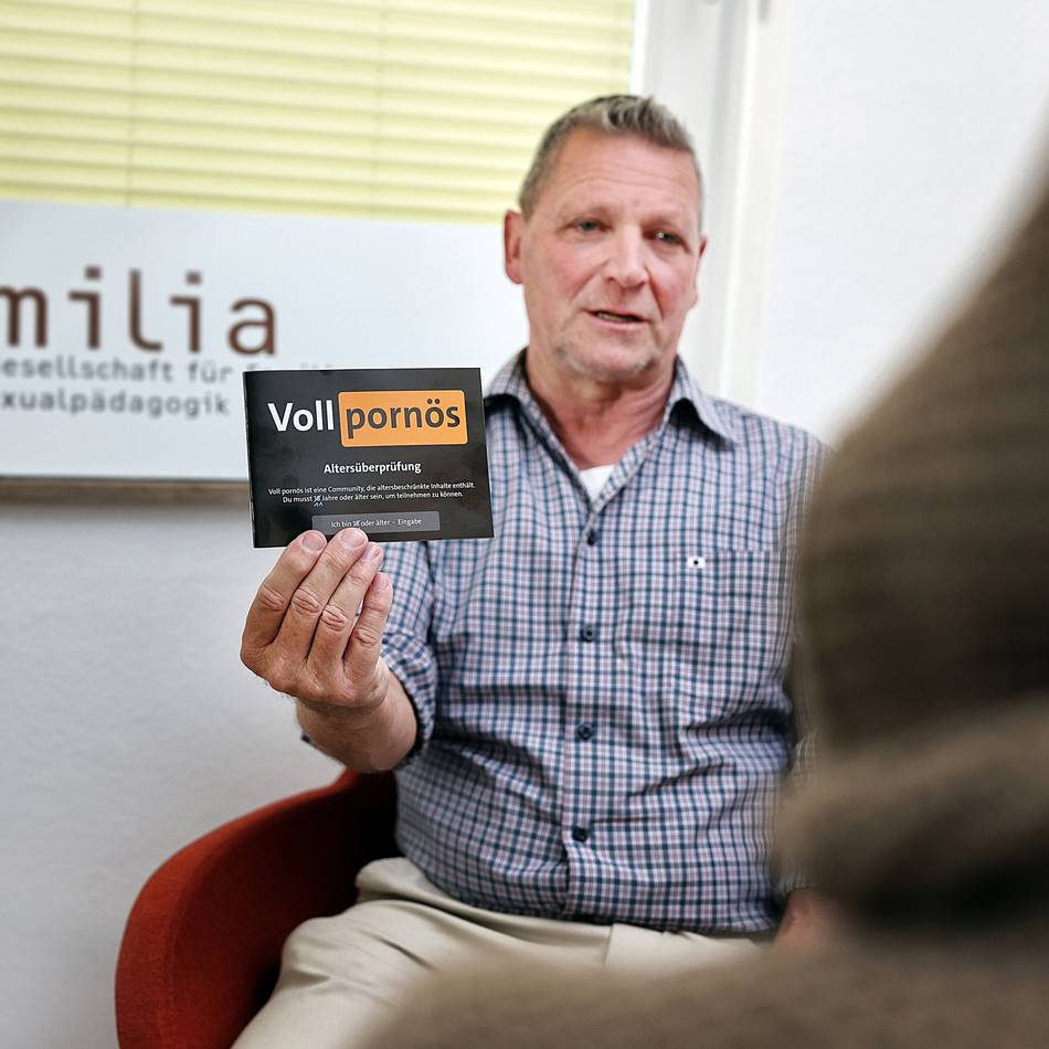 Der Leiter der „pro familia“ Beratungsstelle über die Wirkung von Pornographie auf Heranwachsende: „Damit sollte man Jugendliche nicht allein lassen“