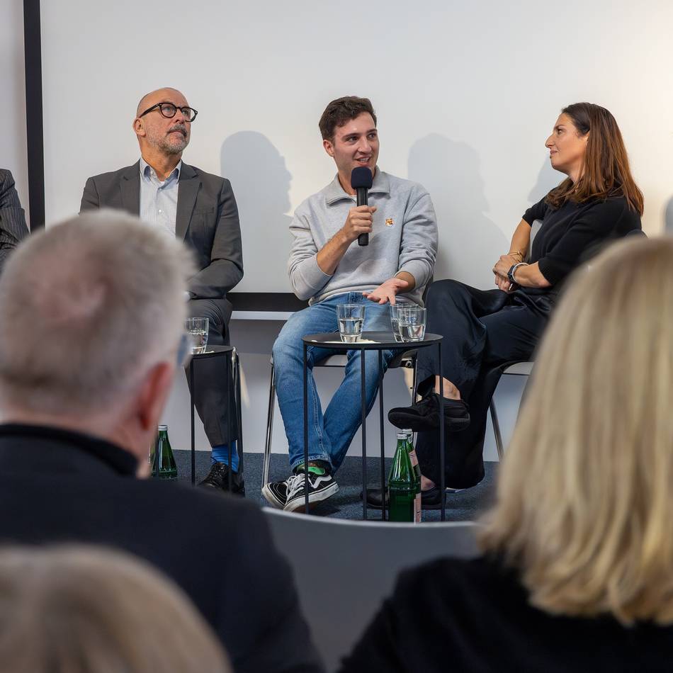 Diskussion in Düsseldorf: Krisen und die Spaltung der Gesellschaft – „Es muss legitim sein, die israelische Regierung kritisieren zu können“