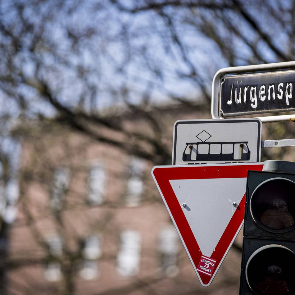 Belasteter Straßenname: Jürgensplatz in Düsseldorf jetzt offiziell umbenannt