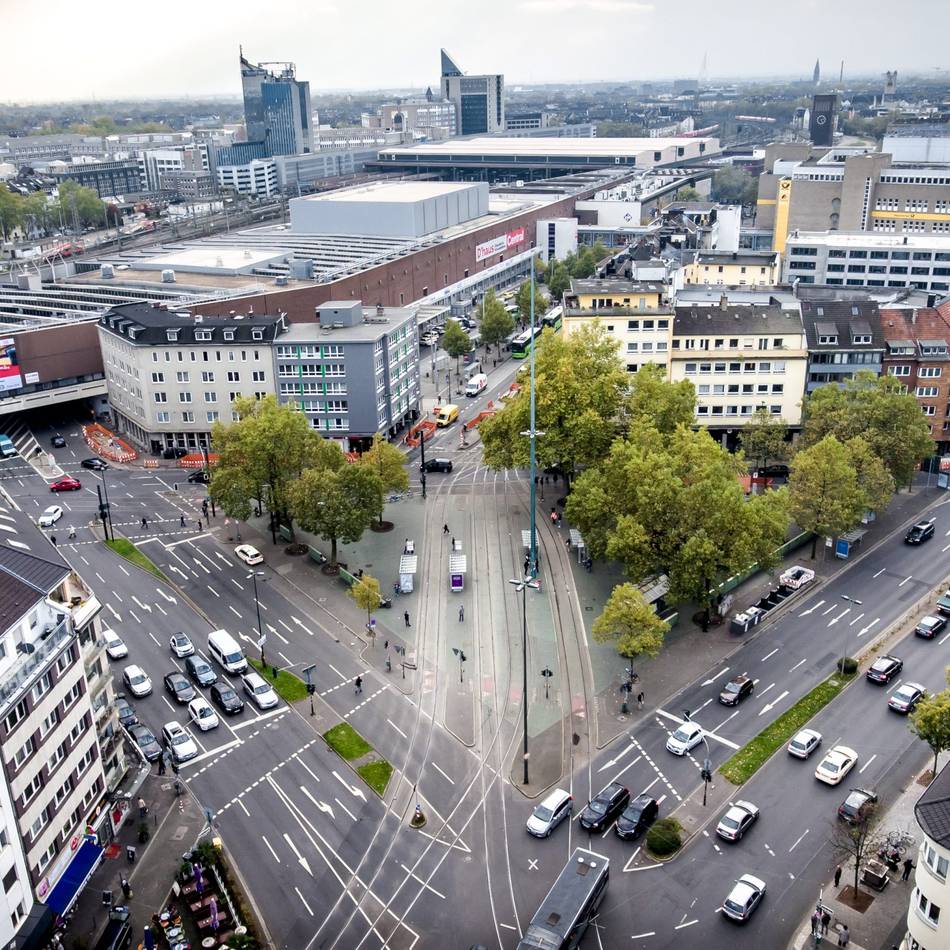 Düsseldorfer Innenstadt: Streit um Tabletten führt zu Raub mit Pfefferspray