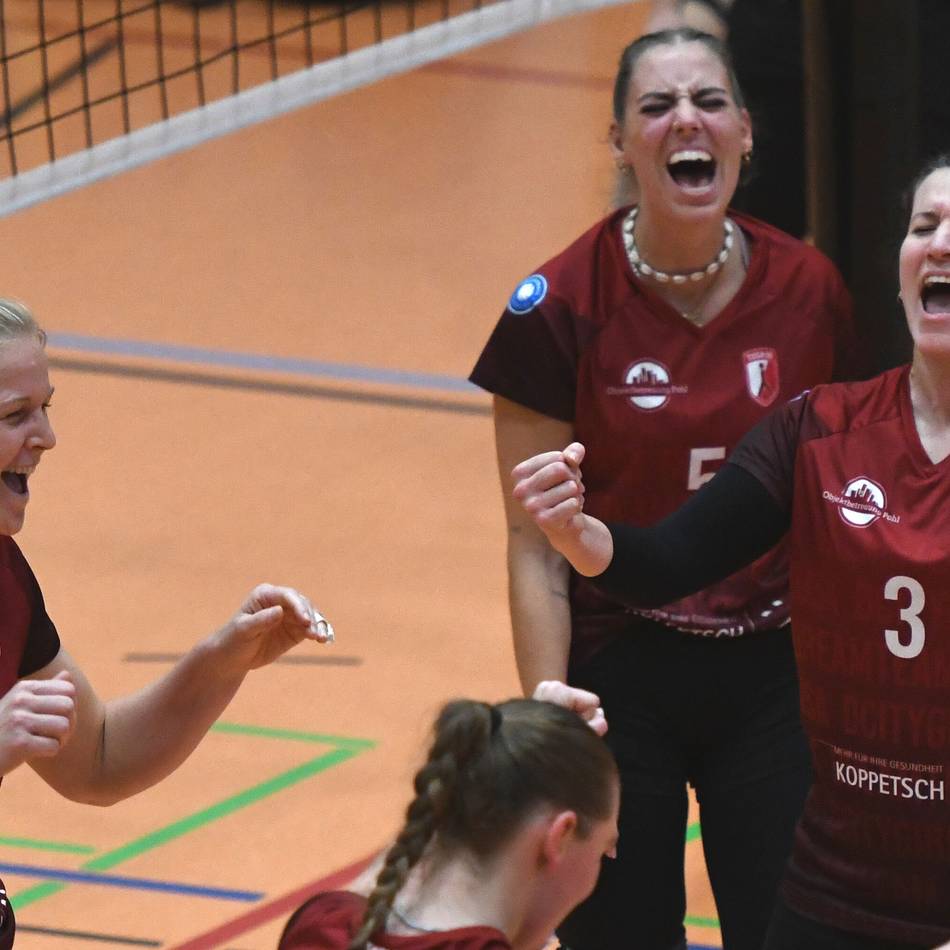 3:2-Sieg gegen Cottbus: Tusa-Volleyballerinnen behaupten Tabellenführung nach Fünf-Satz-Krimi