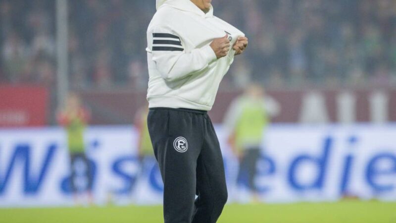 Anfang-Debüt verpatzt: 1:2-Niederlage gegen Braunschweig – Fans verspotten Fortuna