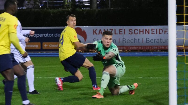 Sport aus Meerbusch: FCB kommt bei Spitzenreiter unter die Räder