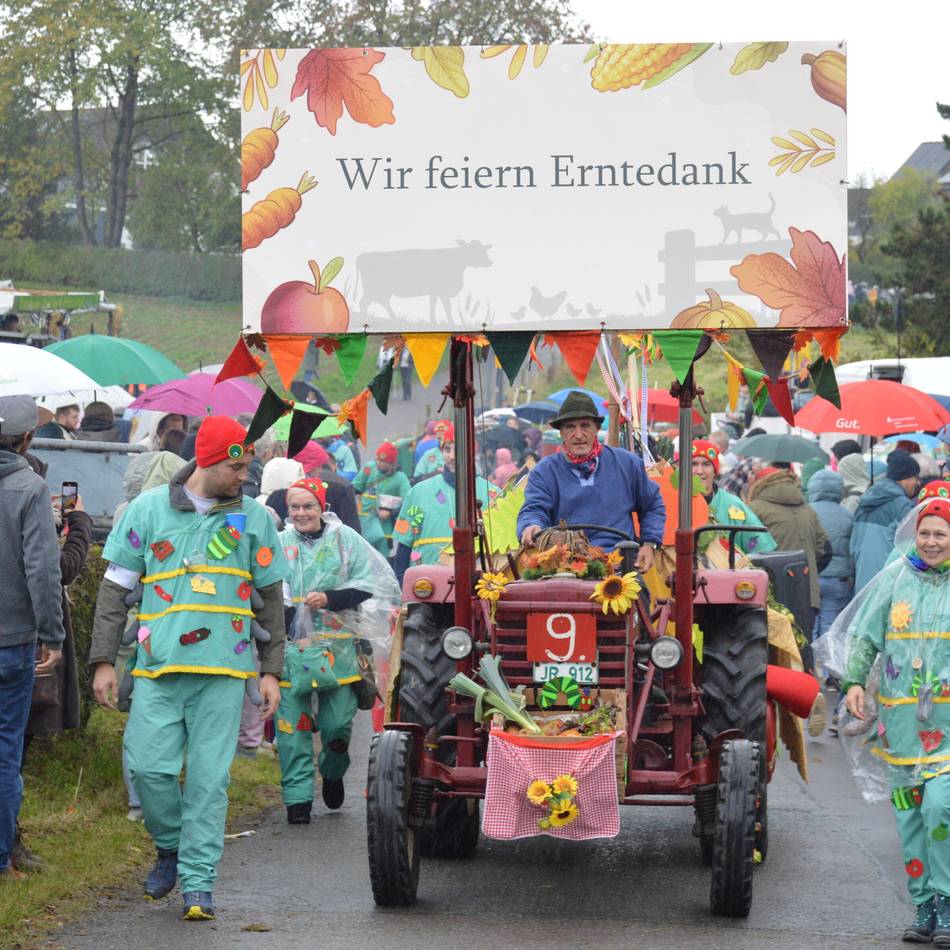 Erntedankfest in Radevormwald: „Wir hier auf Önkfeld leben diese Tradition“