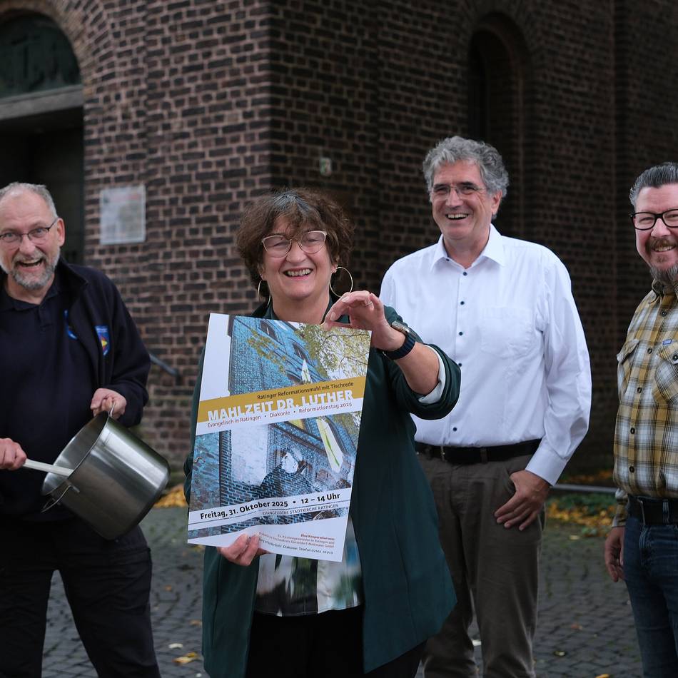 Tischrede über Wahrheit und Lüge: Reformationsmahl kehrt in die Kirche zurück