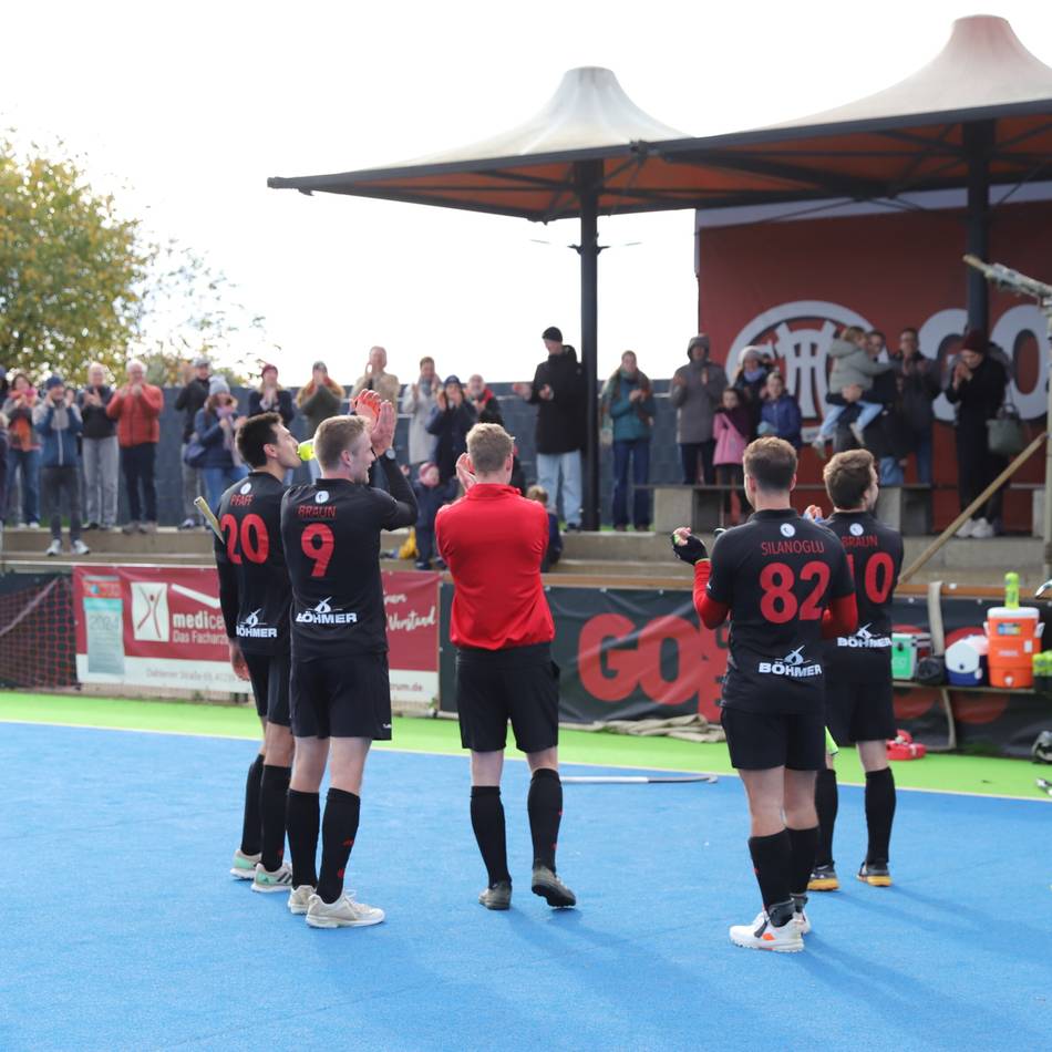 „Nicht unverdient gewonnen“ :  Gladbacher HTC schlägt sensationell Topteam Rot-Weiss Köln