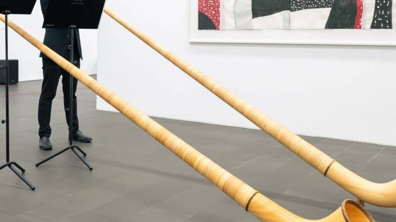 Wandelkonzert der Duisburger Philharmoniker: Moderne Kunst mit Alphörnern