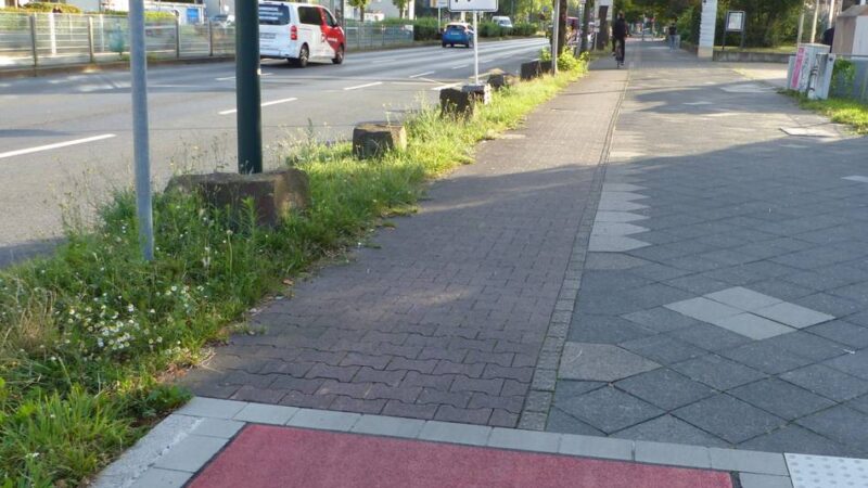 Bauarbeiten in Düsseldorf-Bilk: Nächste Etappe – Stadt baut Rad- und Gehweg am Auf’m Hennekamp aus
