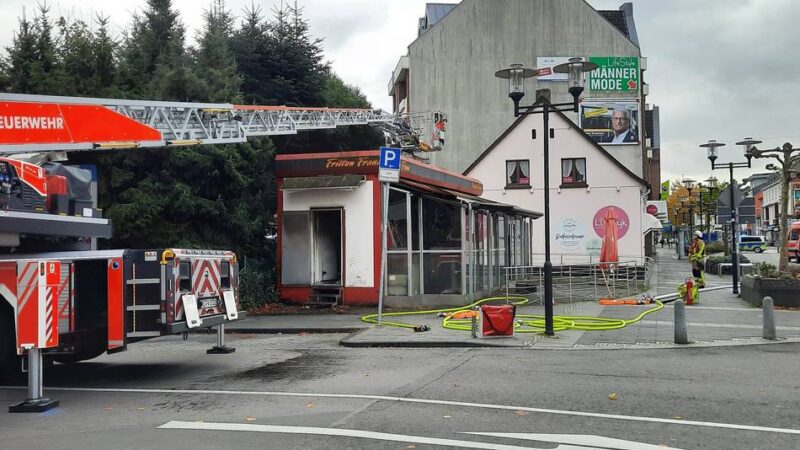 Hauptstraße Langenfeld: Fettbrand bei Fritten Franz