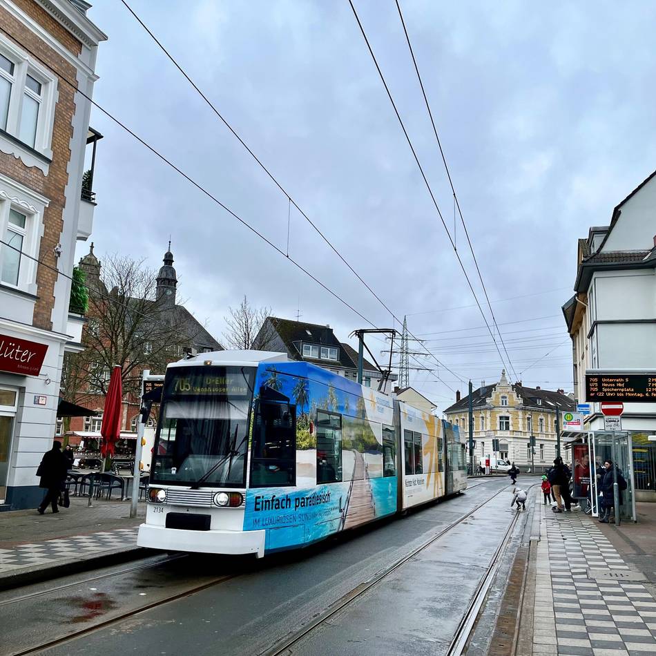 ÖPNV in Düsseldorf: Ärger über barrierefreie Haltestellen in Eller – „Es ist frustrierend“