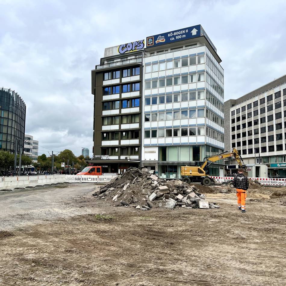Die Tuchtinsel soll schöner werden: Stadt begrünt Schandfleck im Düsseldorfer Zentrum