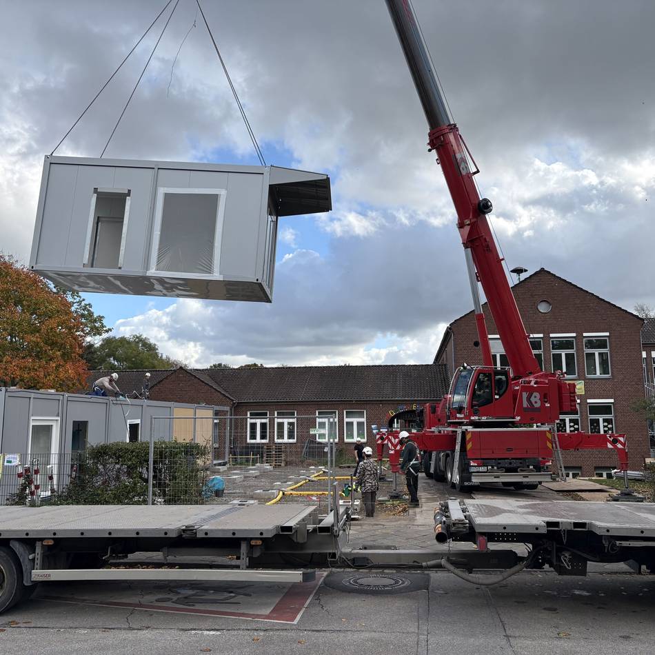 Schulsanierung in Meerbusch: Containerbauten ergänzen die Adam-Riese-Schule