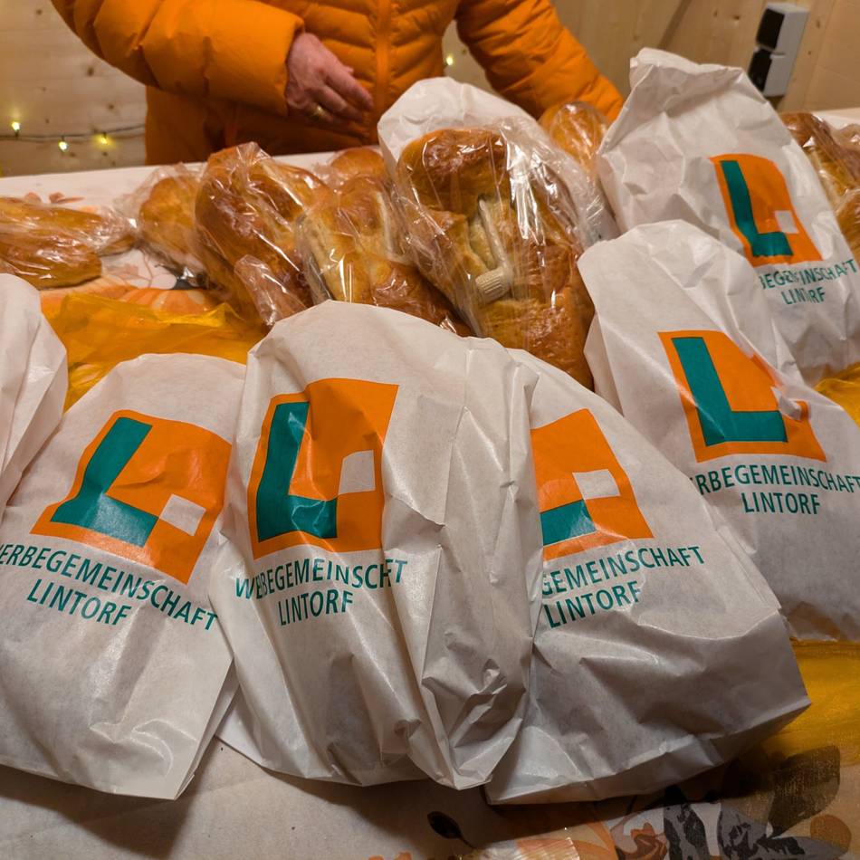 Martinsmarkt in Lintorf: Mantelteilung auf dem Mühlengut