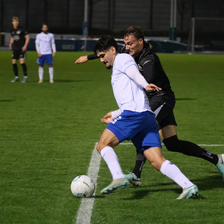 Startelf-Einsatz gegen den Ex-Klub: Atila kämpft sich bei Ratingen 04/19 aus der Delle