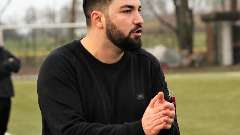 Ärger nach Treffer kurz vor dem Schlusspfiff: Zu diesem Eklat kam es beim Düsseldorfer-Bezirksligaderby