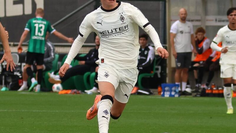 Erfolgreicher Nachwuchs: Gladbachs U23 siegt dank Joker Adozi, U19 fährt Last-Minute-Sieg ein