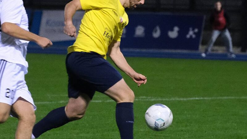 Umstellungen im Ratinger Spiel: Kreyers Form bei 04/19 hält Hammoud auf der Bank