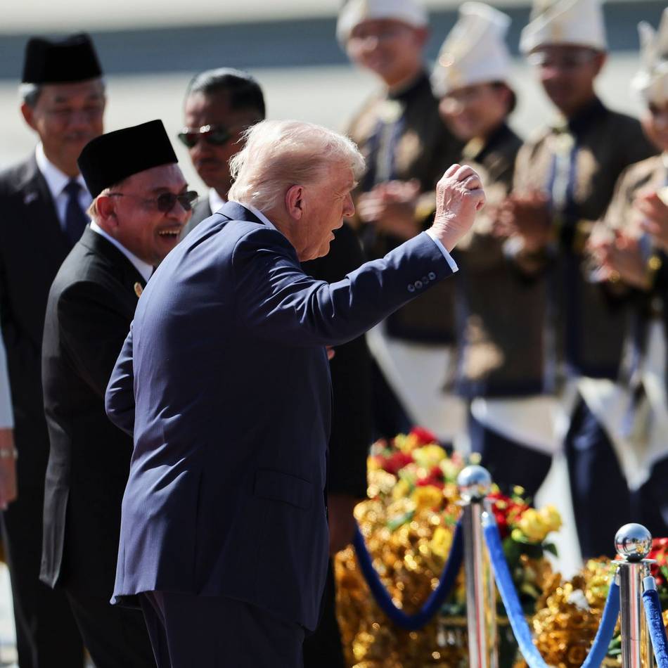 US-Präsident auf Asien-Reise: Donald Trump tanzt bei Landung in Malaysia