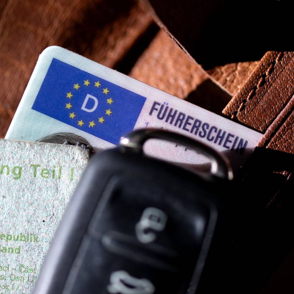 Zu viele Fahrstunden, zu teure Ausbildung: Verkehrsminister stellt Reform für billigeren Führerschein vor