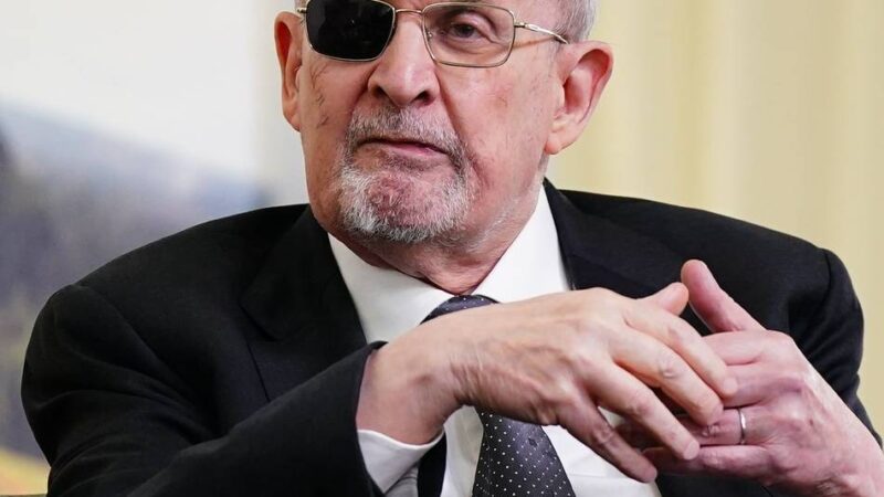 Leute: Autor Salman Rushdie kämpft weiter mit Folgen des Attentats