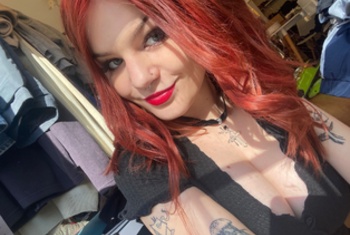 RoxyFlirt