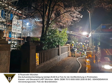 FW-M: Zwei Carports in Brand (Solln)