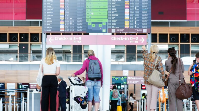 Extrem-Flugverspätung an deutschem Flughafen: Mallorca-Passagiere müssen sieben Stunden ausharren