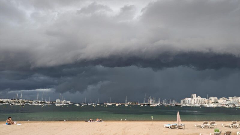 Jetzt kommen Starkregen, Gewitter und Hagel: Unwetterwarnung für ganz Mallorca herausgegeben