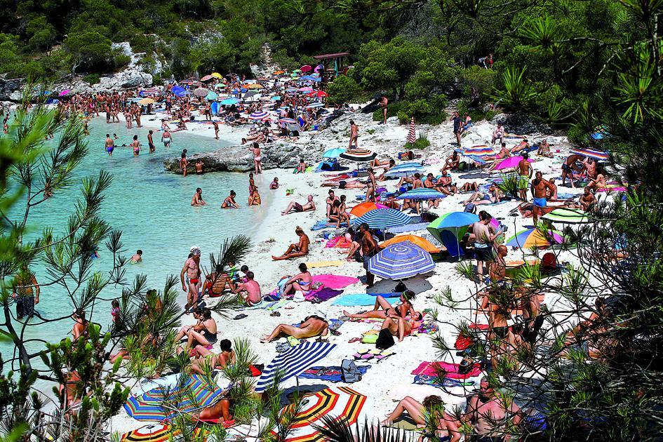 Balearen feiern Rückgang des Besucherandrangs – Mallorca tanzt allerdings aus der Reihe