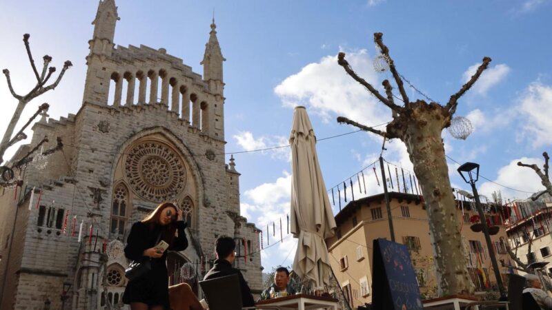 Überwiegend bewölkt, aber mild: Das Wetter in Sóller am 10. November 2025