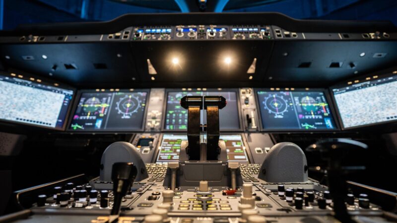 Kaum zu glauben, aber wahr: Falscher Pilot flog Passagiere kreuz und quer durch Europa