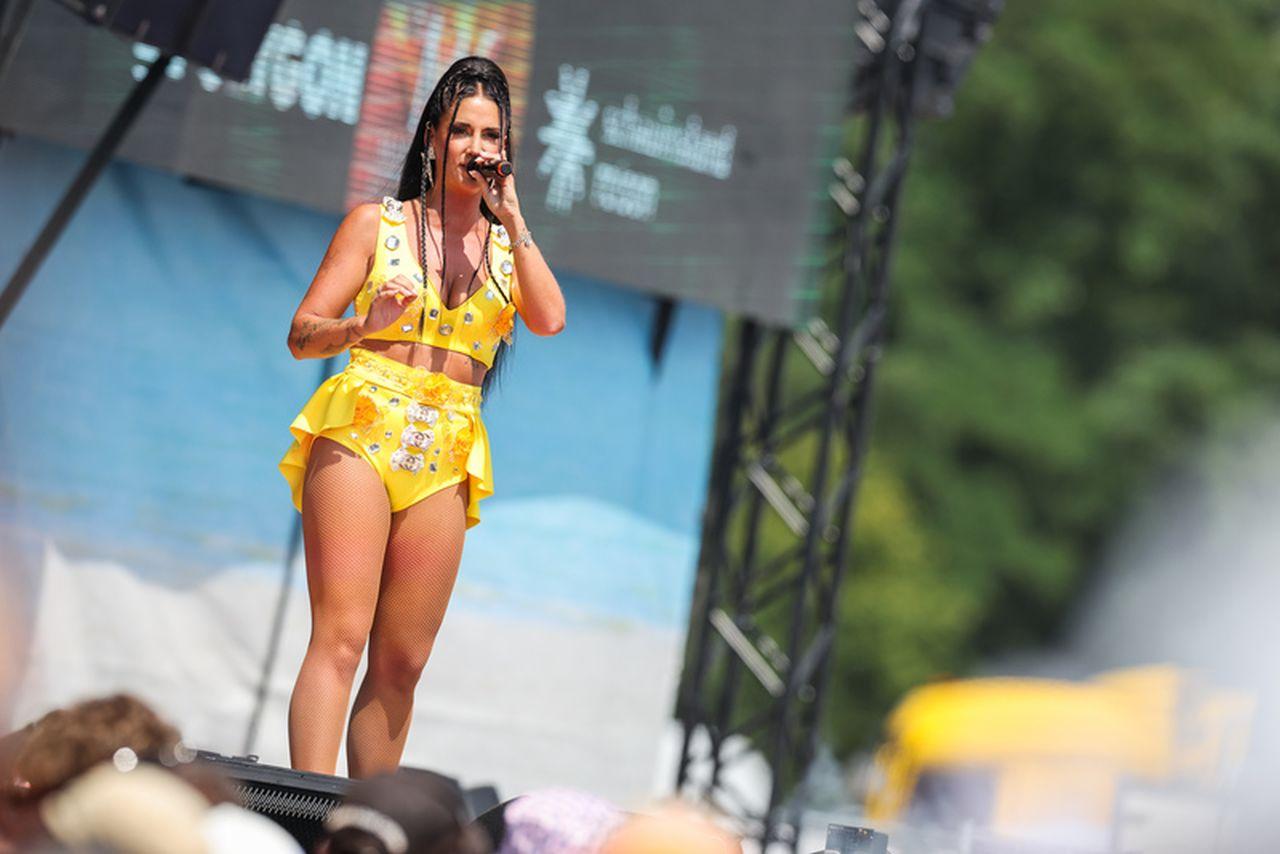 Schnee schippen und Zähne ziehen: Diese Jobs haben die Ballermann-Stars im Winter