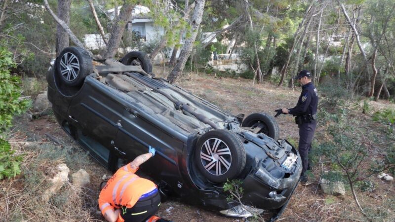Mit deutschem Kennzeichen: 20-Jähriger stürzt mit Auto der Mutter auf Mallorca Abhang hinunter