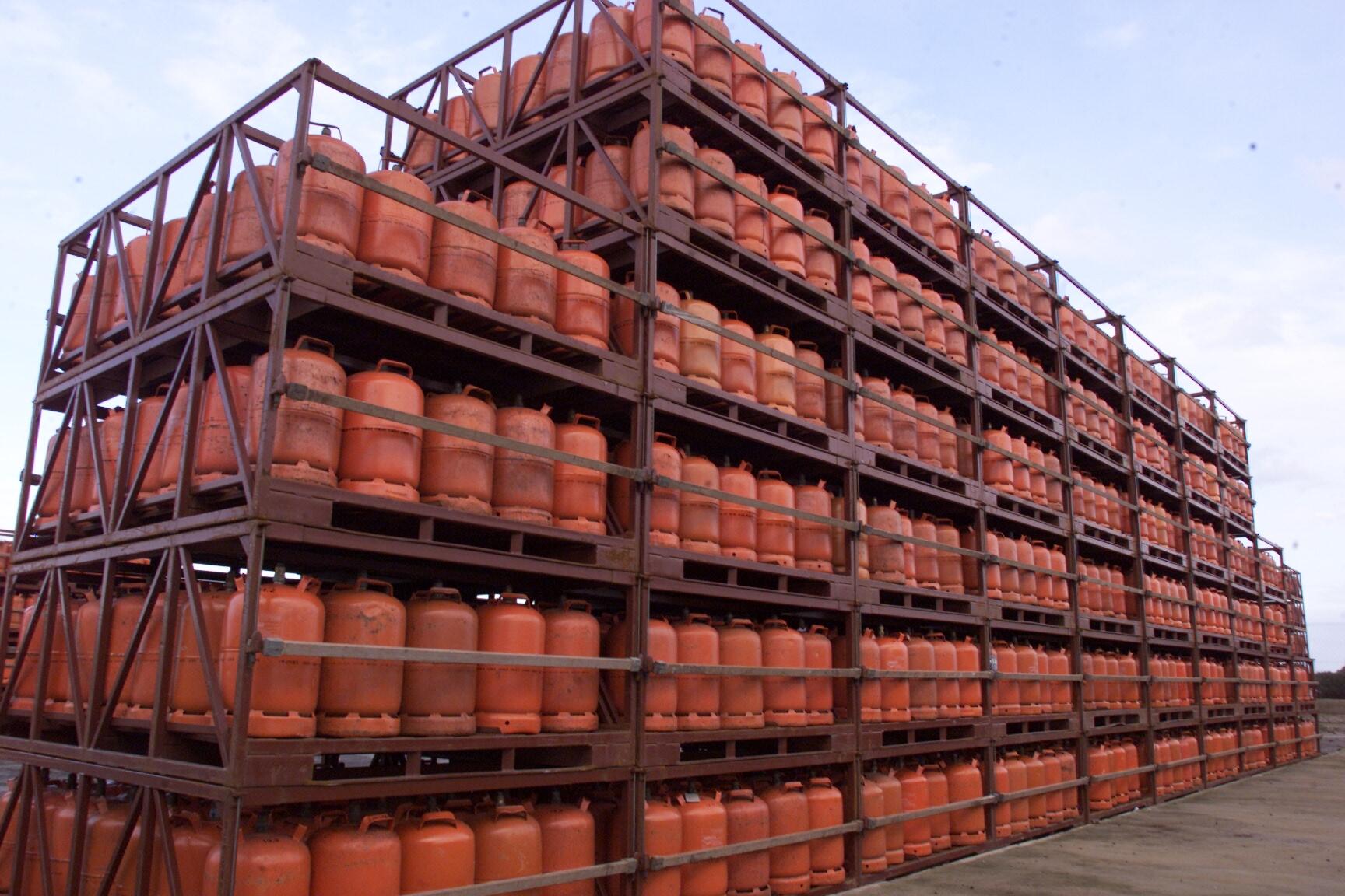 Auf Mallorca kochen und heizen: Legendäre Gasflaschen werden erneut günstiger