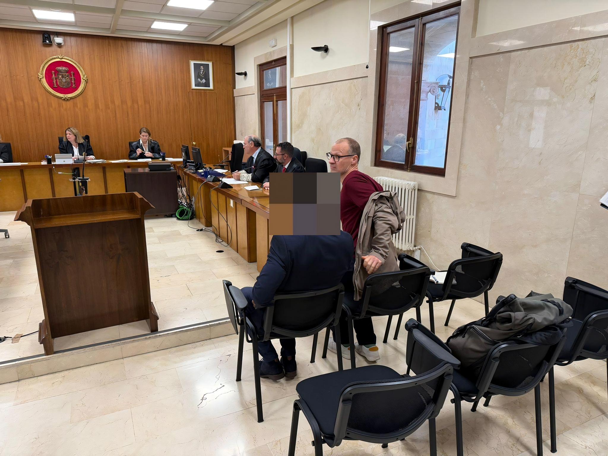 Deutscher vergeht sich auf Mallorca an schlafender Frau: Zwei Jahre Gefängnis