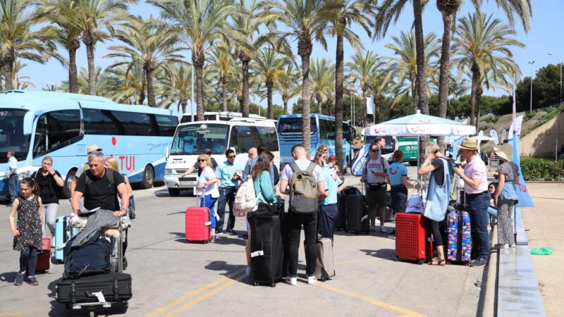 Trotz Anti-Massifizierungsstimmung: Mehr Flugreisende im Dezember auf Mallorca erwartet als voriges Jahr