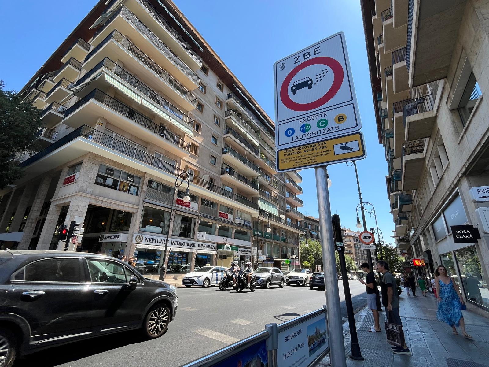 Deutsche bekommen Strafzettel: Umwelt-Kameras in Palma sorgen für Ärger unter Urlaubern und Residenten