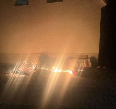 POL-ROW: ++ Zeven: Brennender Sperrmüll verursacht Sachschaden an Hauswand ++
