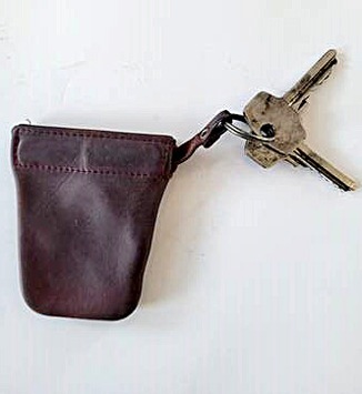 POL-Bremerhaven: Schlüssel und Münzen: Polizei sucht Eigentümer