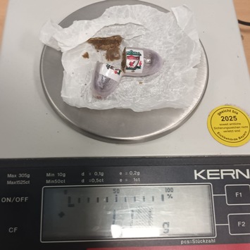 HZA-N: Da „qualmen die Socken“: Haschfund am Nürnberger Flughafen