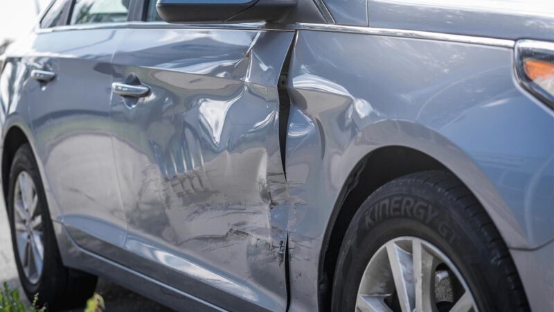 Wechsel der Kfz-Versicherung: Worauf Autofahrer achten sollten